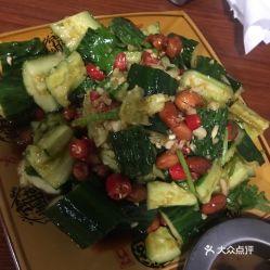 凤台吃瓜视频,揭秘当地特色美食背后的故事