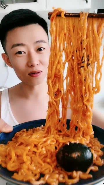 吃面吃瓜视频大全,吃面吃瓜视频大全集锦